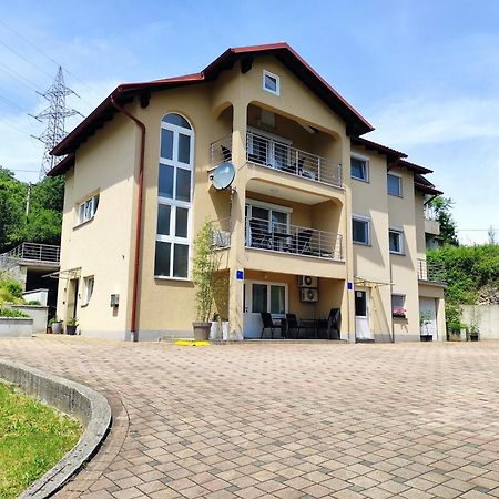 Apartments with a parking space Rijeka - 18146 Bagian luar foto